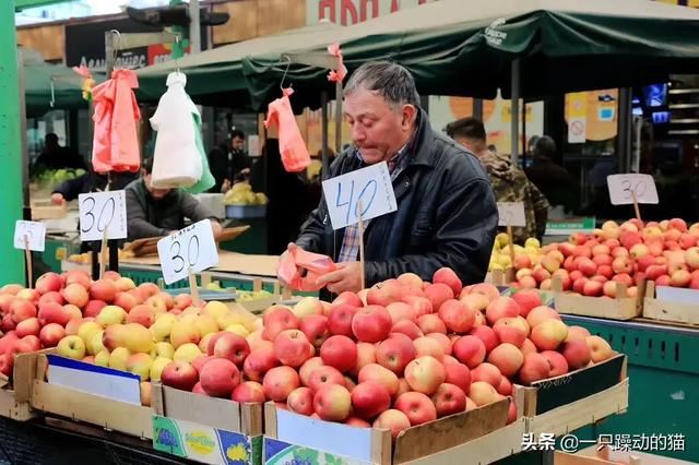 国内电商已经接近饱和，跨境电商能不能做？